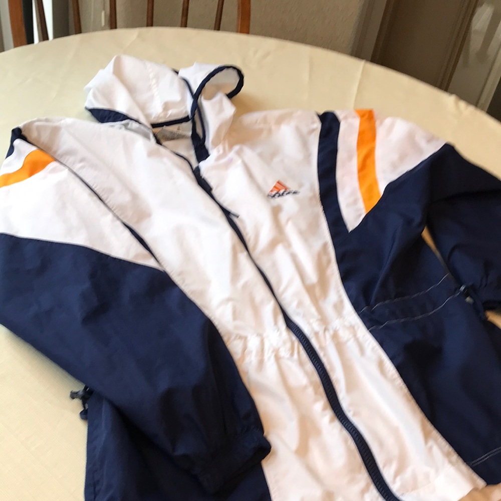Adidas vintage windbreaker size small